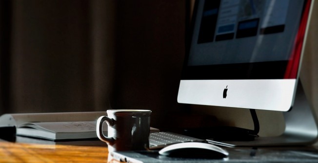 Work Desk in Newton